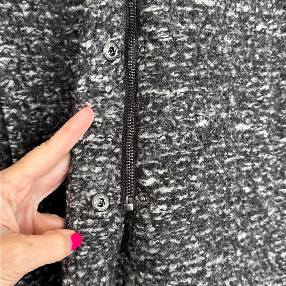 ONLY ONLSEDONA Boucle Wool Black and Gray Coat with Hood - Picture 3 of 7